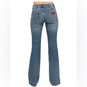 Wrangler Women’s Retro High Rise Trouser